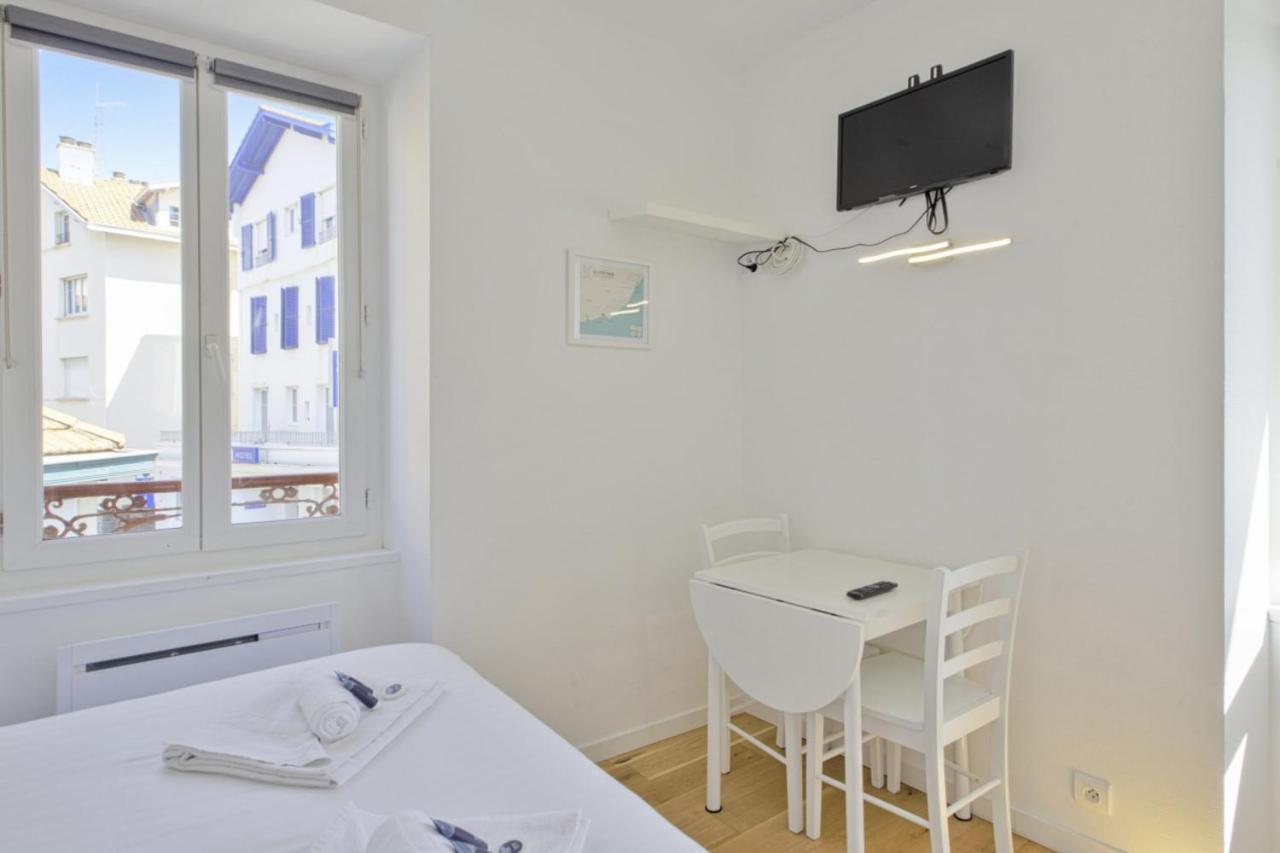 Studio Gaston - Welkeys Biarritz Luaran gambar